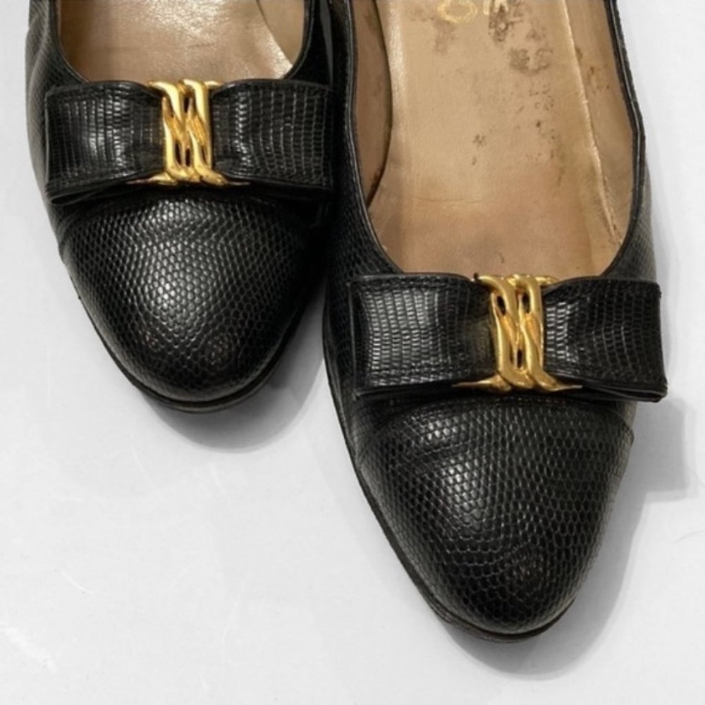Classic Salvatore Ferragamo Black Gold Bow Leather Loafers